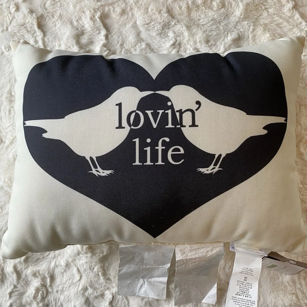 Pottery Barn Outdoor Lovin Life Birds‎ Pillow 12x16 Outdoor Accents Pillow NEW